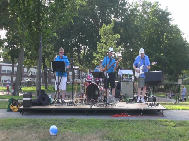 Thumbnail image for Concerts in the Park 2019 - Back in Time (Part 1)