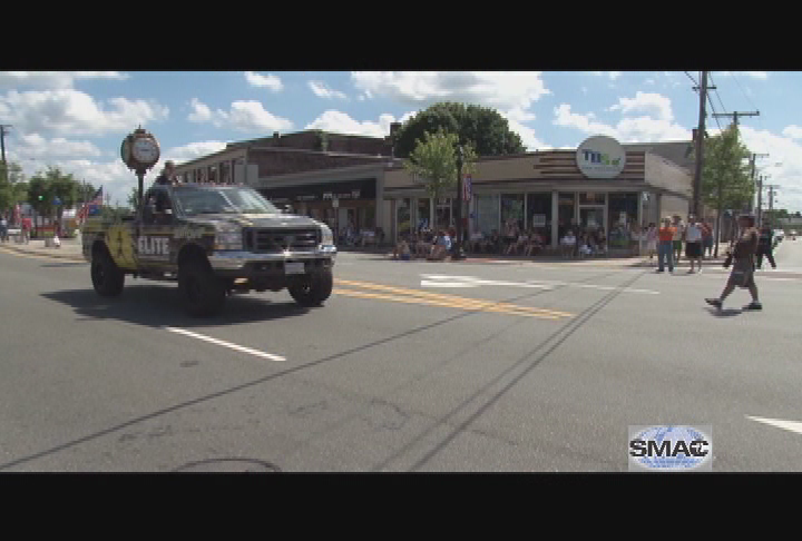Thumbnail image for July 4th Parade 2013